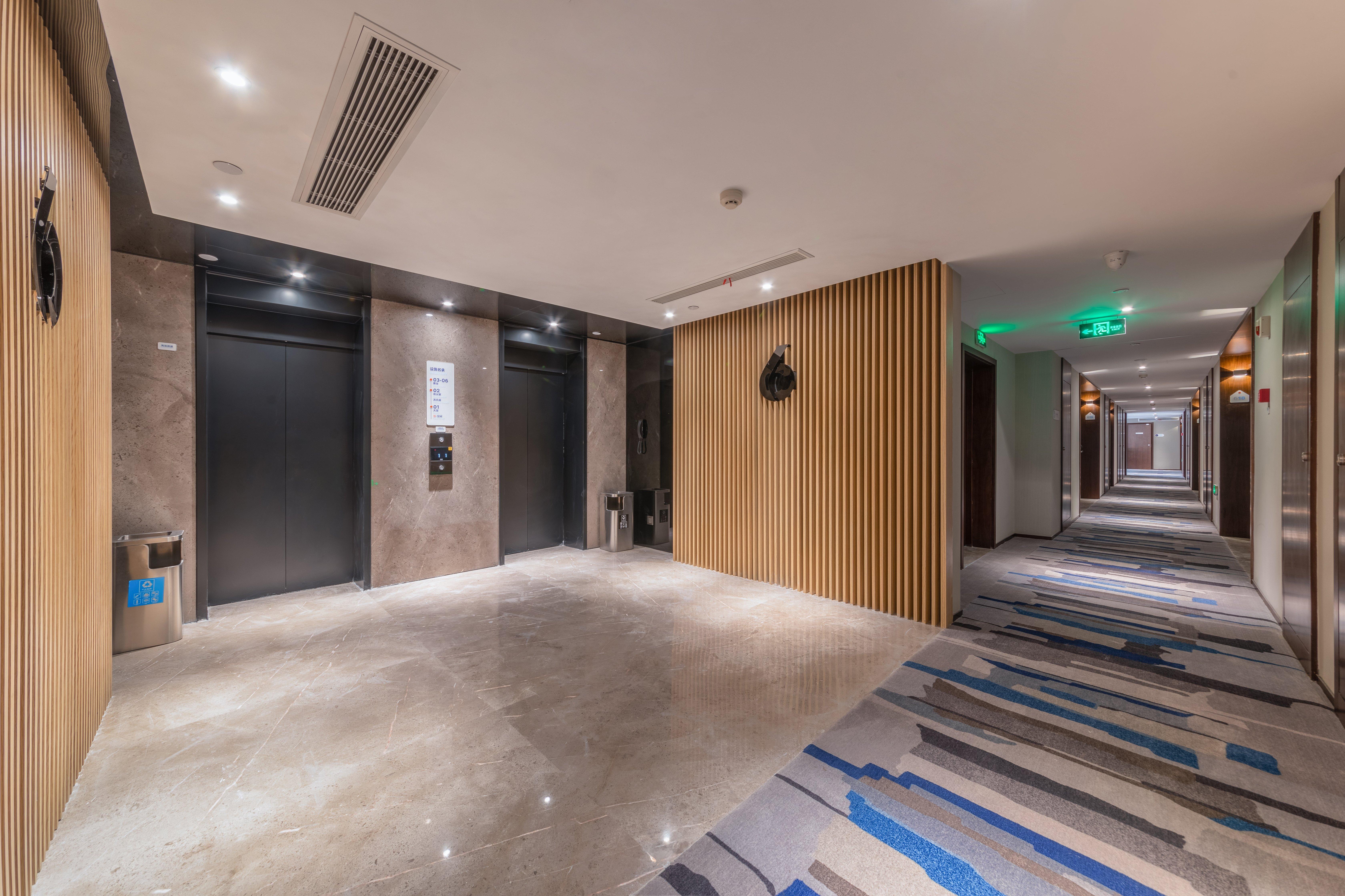 Holiday Inn Express Ningbo City Center By Ihg Eksteriør billede