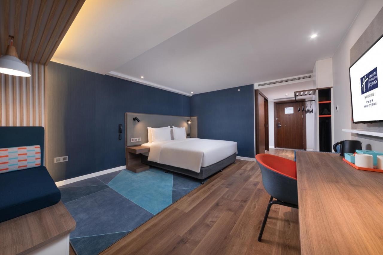 Holiday Inn Express Ningbo City Center By Ihg Eksteriør billede