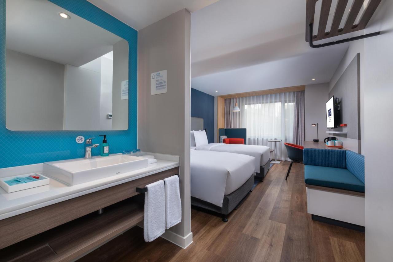 Holiday Inn Express Ningbo City Center By Ihg Eksteriør billede